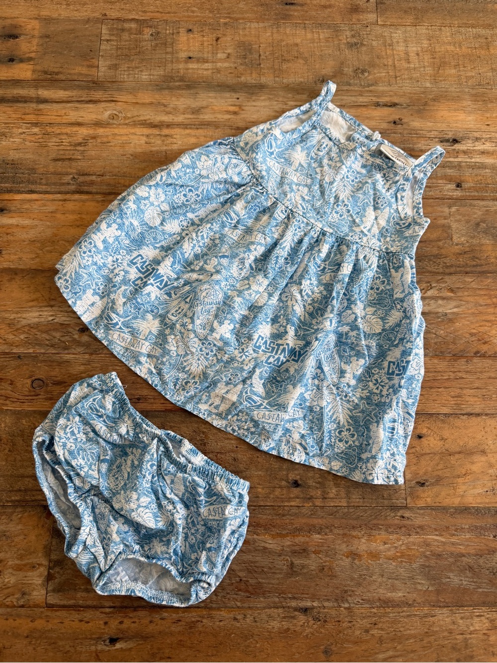 Disney Cruise Castaway cay VTG Floral Baby Dress with Bloomers